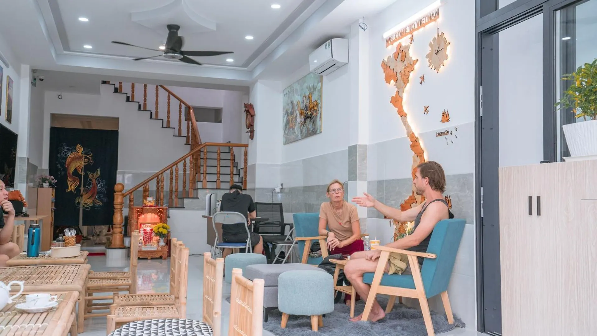 Aloha Saigon Premium Hostel By Local Travel Experts - Newly Opened, Less-Touristy Location, Spacious Rooms, Glass Shower Bathroom, Free Breakfast & Walking Tour Ho Chi Minh City