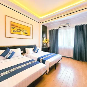 Отель New Star Boutique Hotel-near Ben Thanh Market, Хошимин