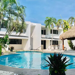 https://casa-maca.tulum-hotels.net