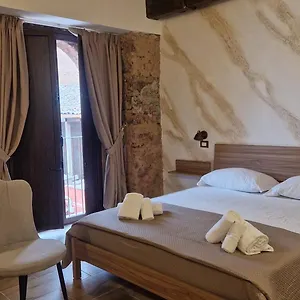 https://la-ciminiera-rooms.catania-hotels.net