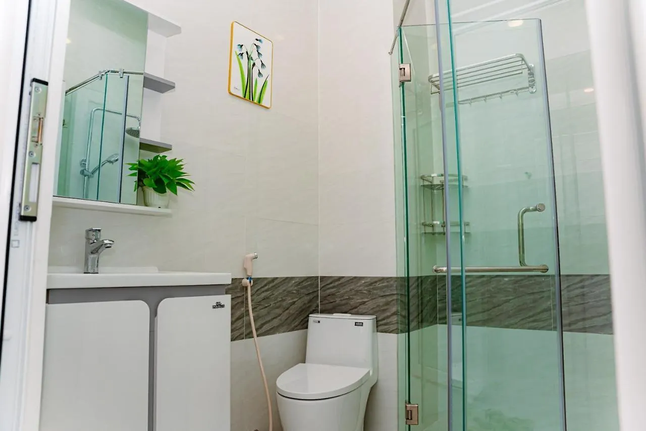Aloha Saigon Premium Hostel By Local Travel Experts - Newly Opened, Less-Touristy Location, Spacious Rooms, Glass Shower Bathroom, Free Breakfast & Walking Tour Ho Chi Minh City
