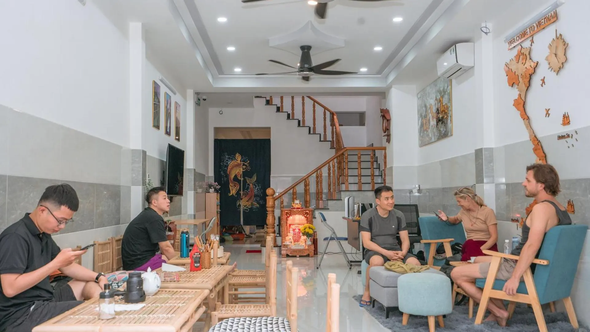 Aloha Saigon Premium Hostel By Local Travel Experts - Newly Opened, Less-Touristy Location, Spacious Rooms, Glass Shower Bathroom, Free Breakfast & Walking Tour Ho Chi Minh City 0*,