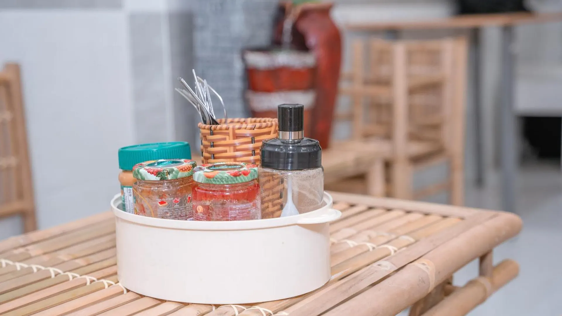 Aloha Saigon Premium Hostel By Local Travel Experts - Newly Opened, Less-Touristy Location, Spacious Rooms, Glass Shower Bathroom, Free Breakfast & Walking Tour Ho Chi Minh City 0*,
