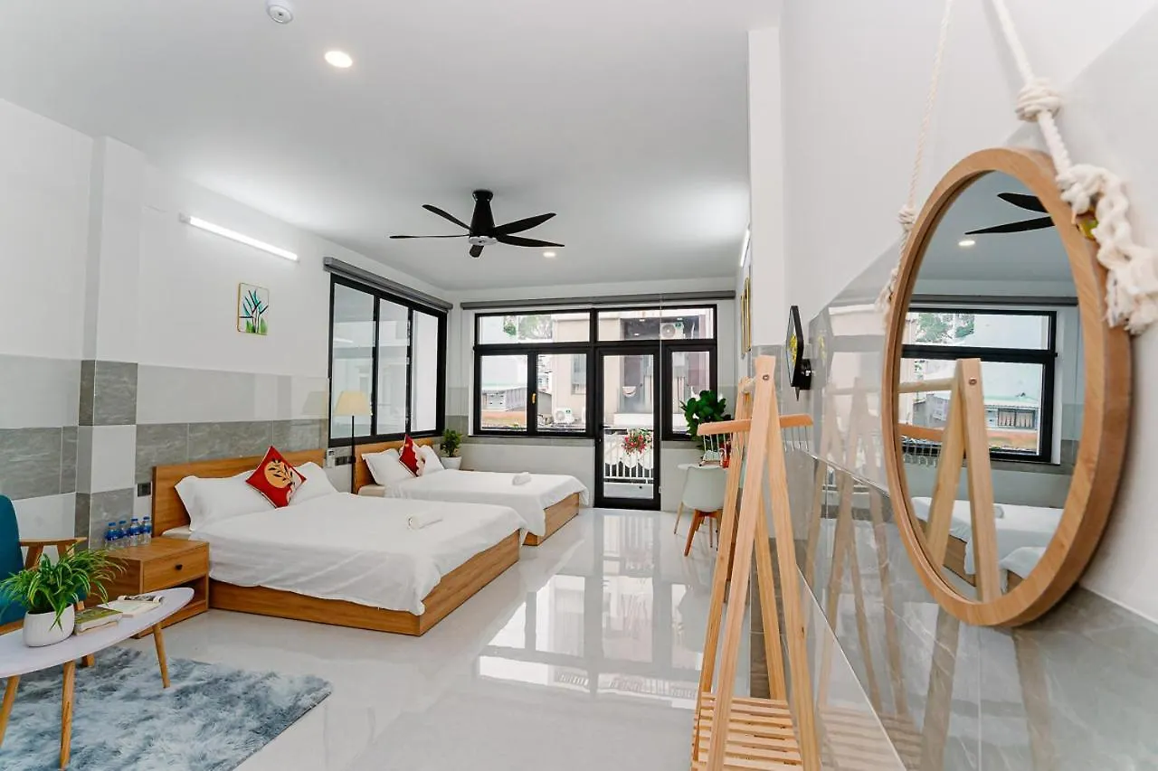 Aloha Saigon Premium Hostel By Local Travel Experts - Newly Opened, Less-Touristy Location, Spacious Rooms, Glass Shower Bathroom, Free Breakfast & Walking Tour Ho Chi Minh City Vietnam