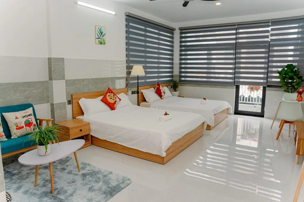 Aloha Saigon Premium Hostel By Local Travel Experts - Newly Opened, Less-Touristy Location, Spacious Rooms, Glass Shower Bathroom, Free Breakfast & Walking Tour Ho Chi Minh City