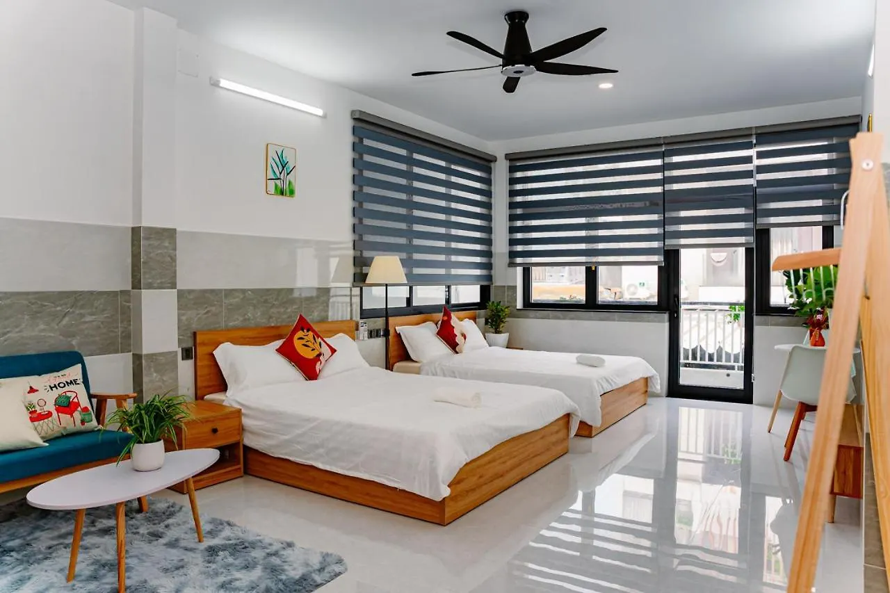Aloha Saigon Premium Hostel By Local Travel Experts - Newly Opened, Less-Touristy Location, Spacious Rooms, Glass Shower Bathroom, Free Breakfast & Walking Tour Ho Chi Minh City Vietnam