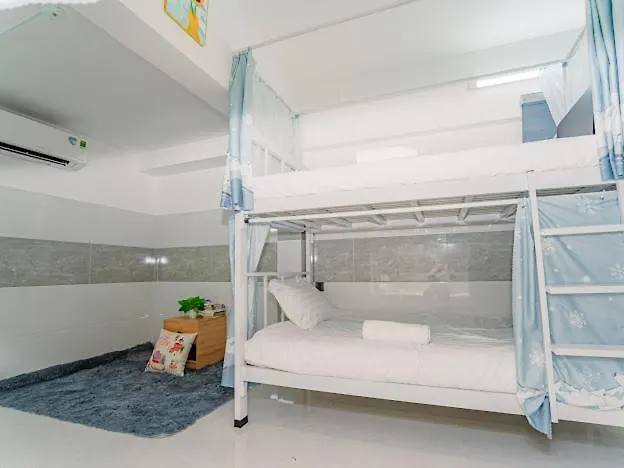Aloha Saigon Premium Hostel By Local Travel Experts - Newly Opened, Less-Touristy Location, Spacious Rooms, Glass Shower Bathroom, Free Breakfast & Walking Tour Ho Chi Minh City Vietnam